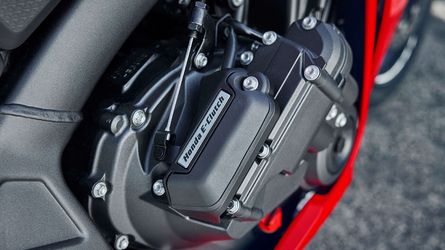 E-Clutch – A motorozás következő szintje
